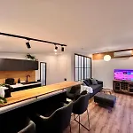 דירה Moderne Im Taubenhaus