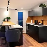 Moderne Im Taubenhaus דירה *