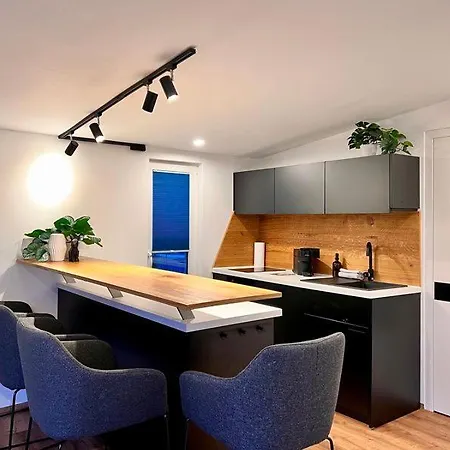 Moderne Im Taubenhaus