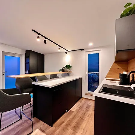 Апартаменты Moderne Im Taubenhaus Бад-Лаузик